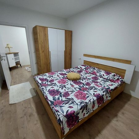 White Apartments Kosovo Polje Dış mekan fotoğraf