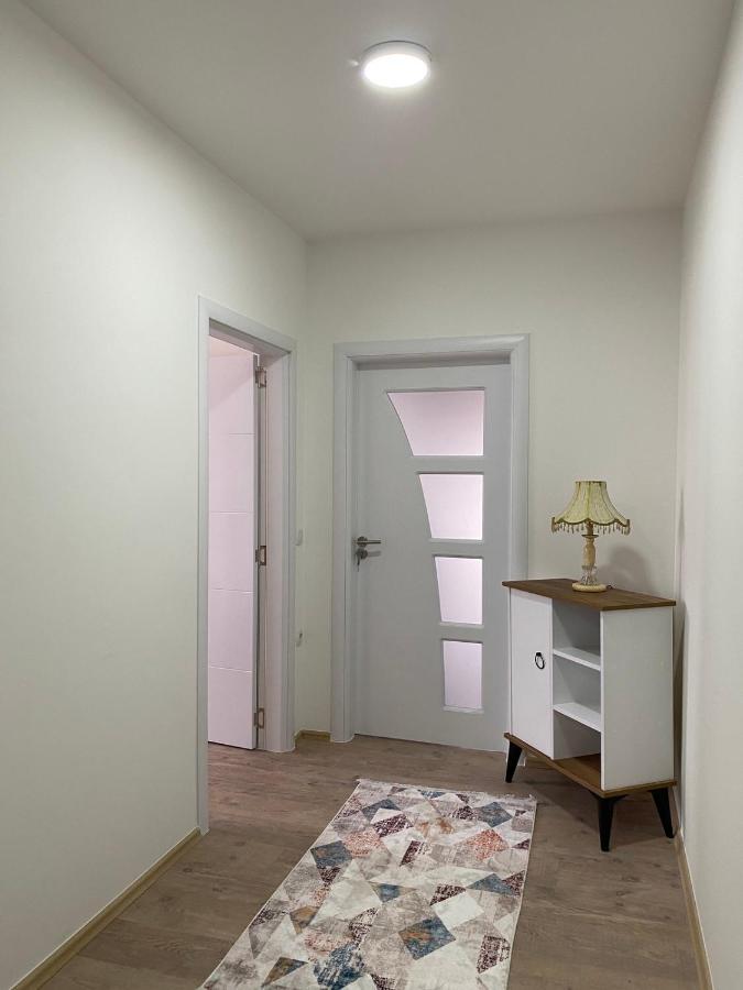 White Apartments Kosovo Polje Dış mekan fotoğraf