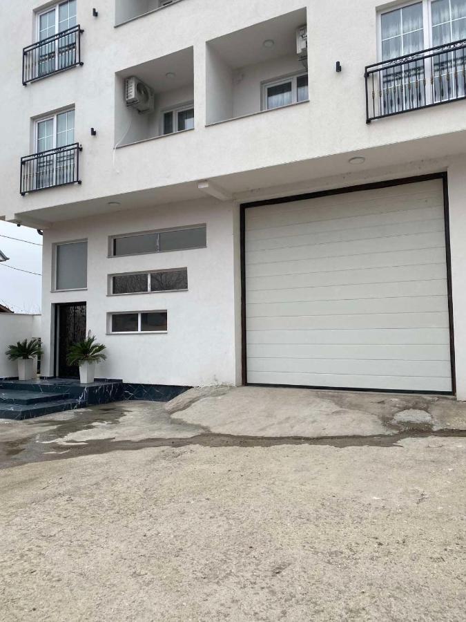 White Apartments Kosovo Polje Dış mekan fotoğraf