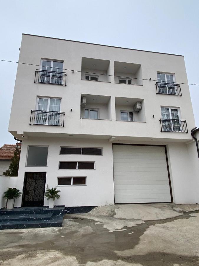 White Apartments Kosovo Polje Dış mekan fotoğraf