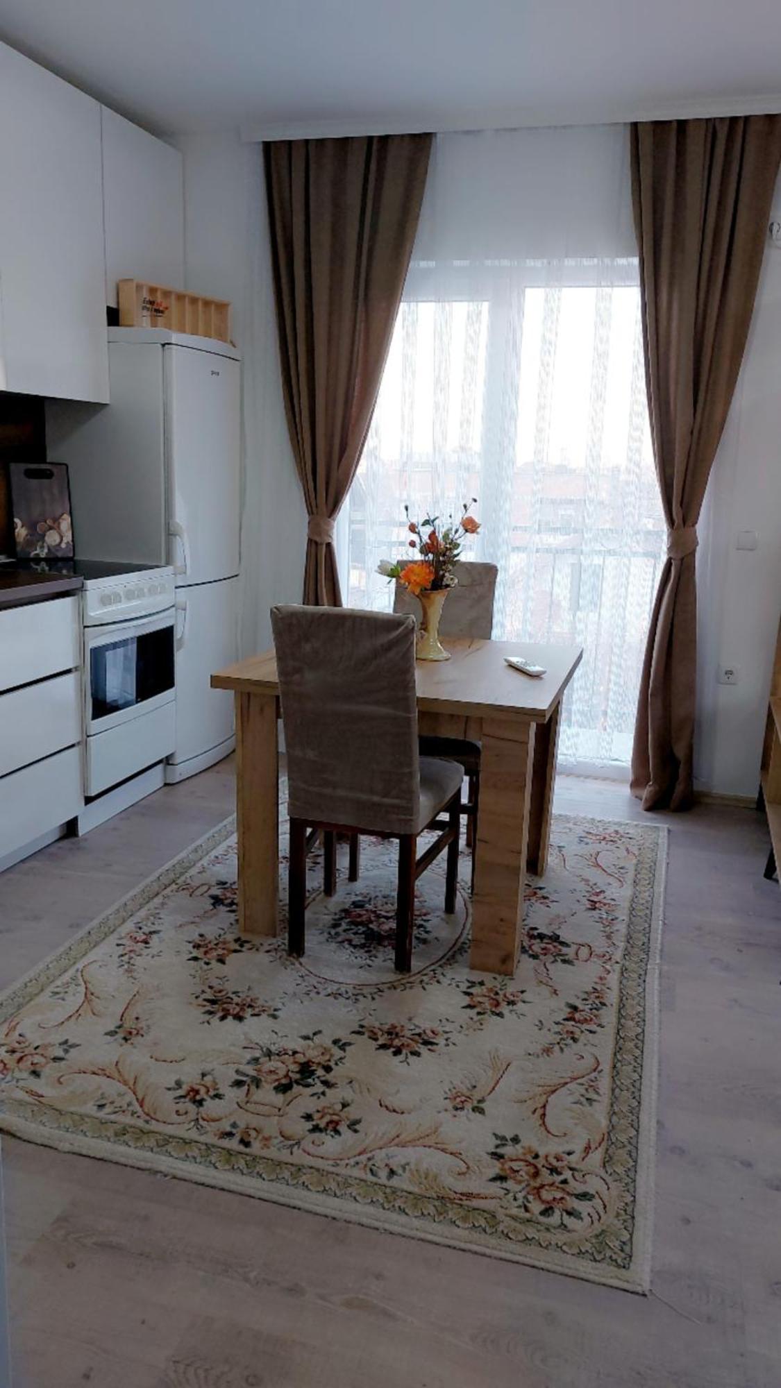 White Apartments Kosovo Polje Dış mekan fotoğraf